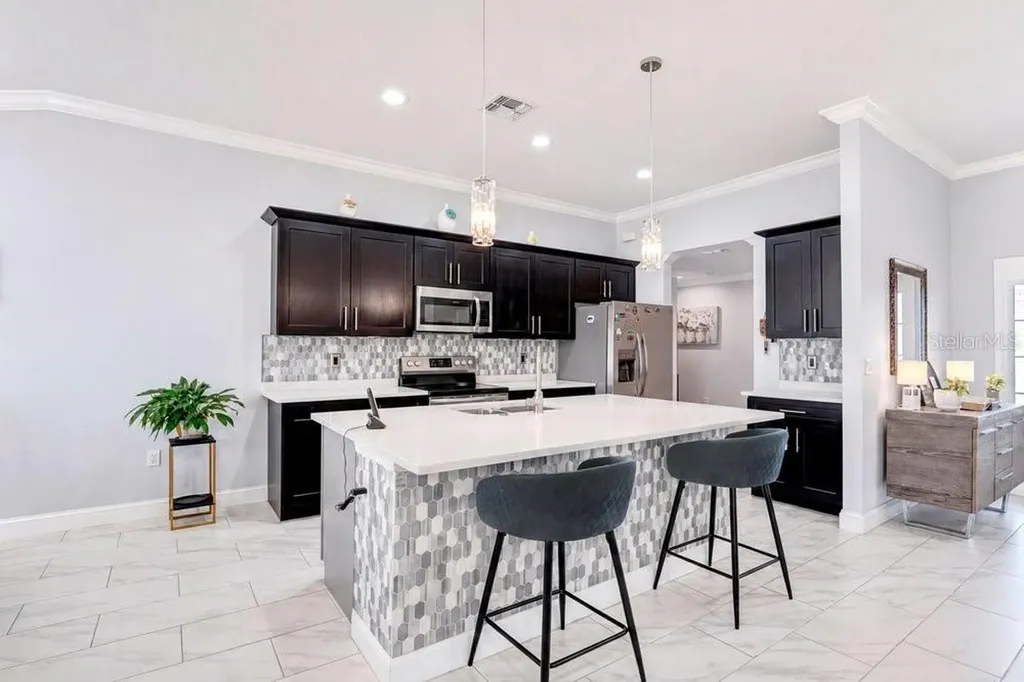 2412 Ainsworth Avenue Deltona FL 32738
