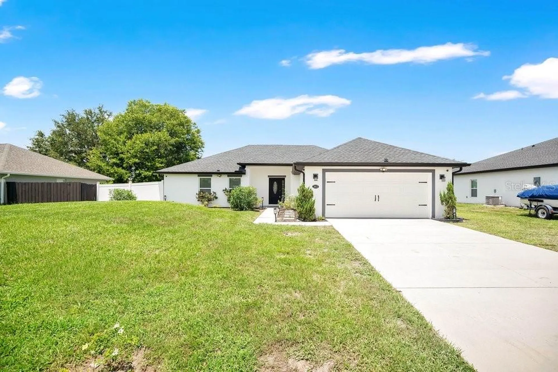 2412 Ainsworth Avenue Deltona FL 32738
