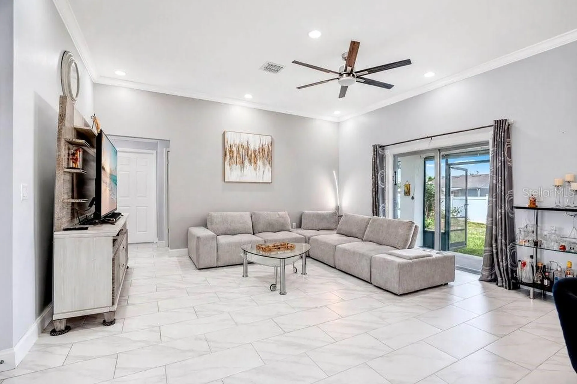 2412 Ainsworth Avenue Deltona FL 32738