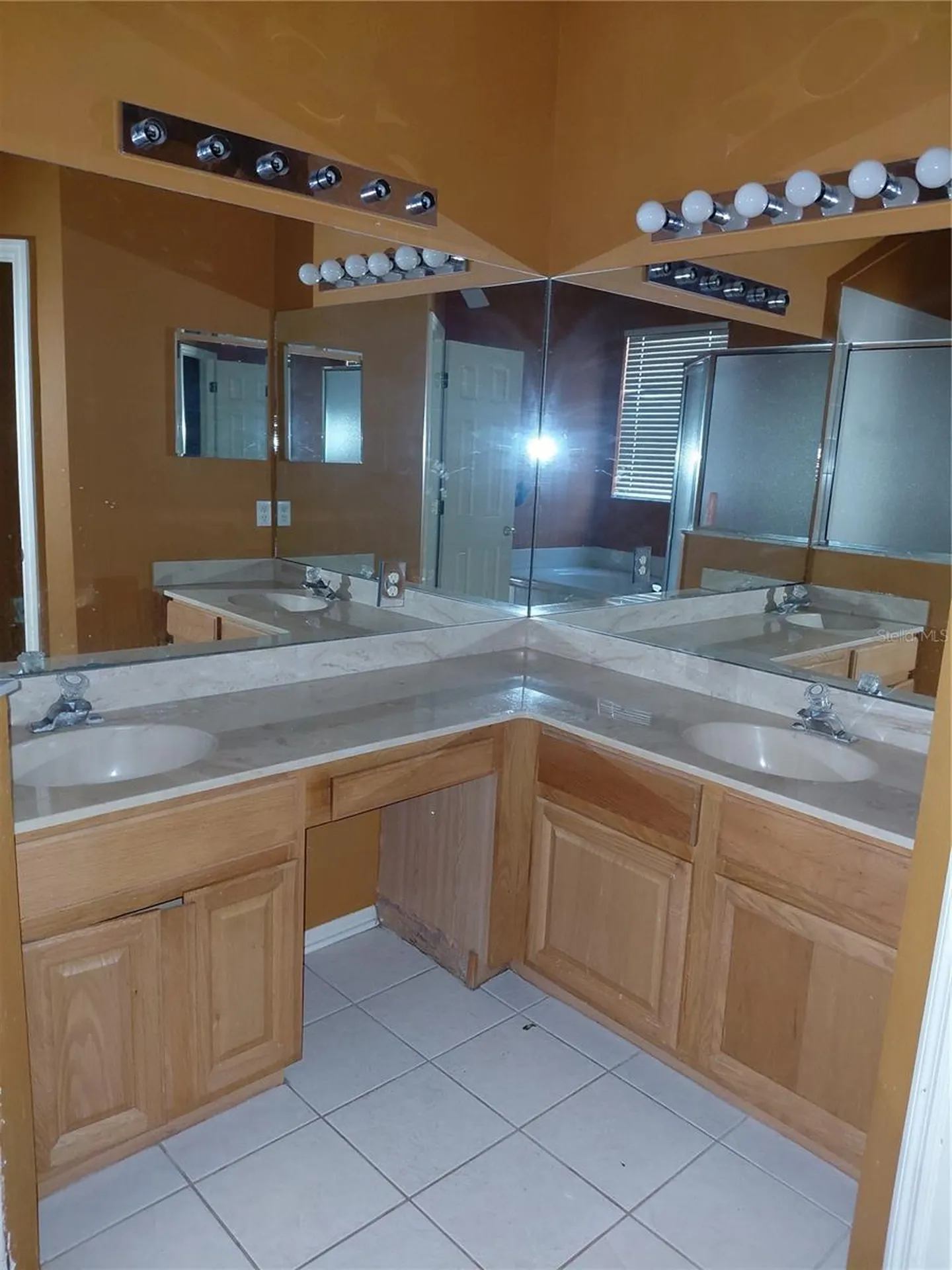 18124 Antietam Court Tampa FL 33647