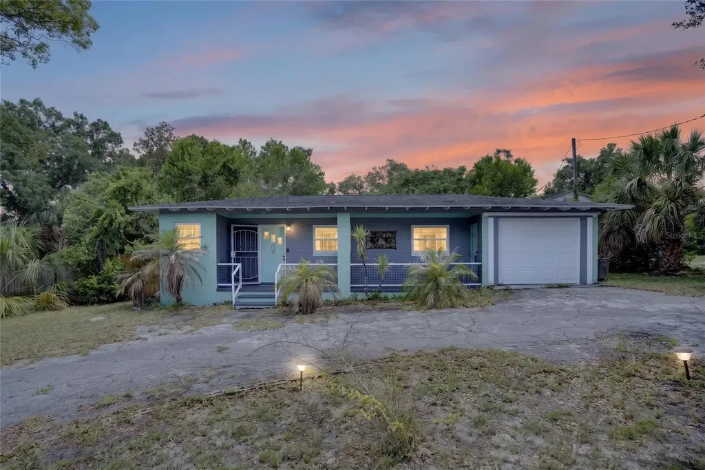 129 Colomba Road Debary FL 32713