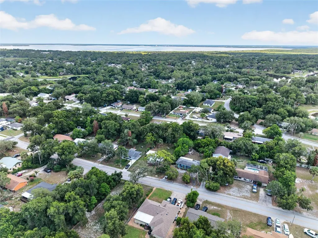 129 Colomba Road Debary FL 32713