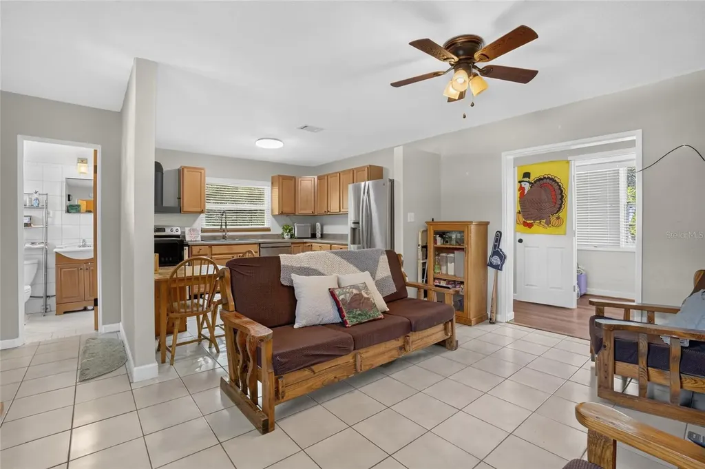 129 Colomba Road Debary FL 32713