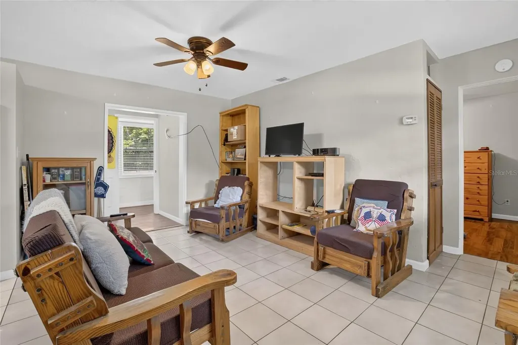 129 Colomba Road Debary FL 32713