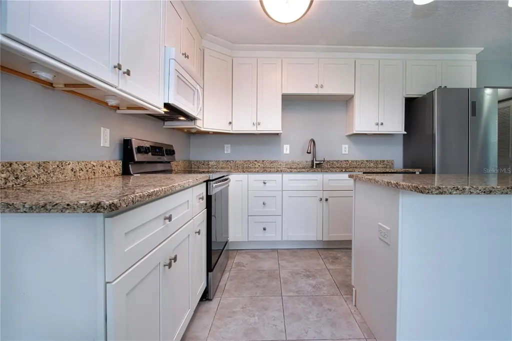 301 Andover Place S Sun City Center FL 33573