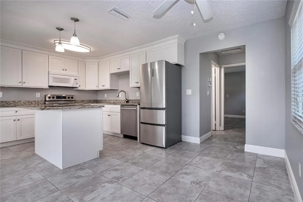 301 Andover Place S Sun City Center FL 33573