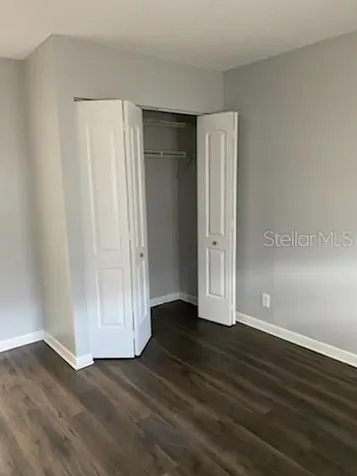 612 88th Avenue N St Petersburg FL 33702
