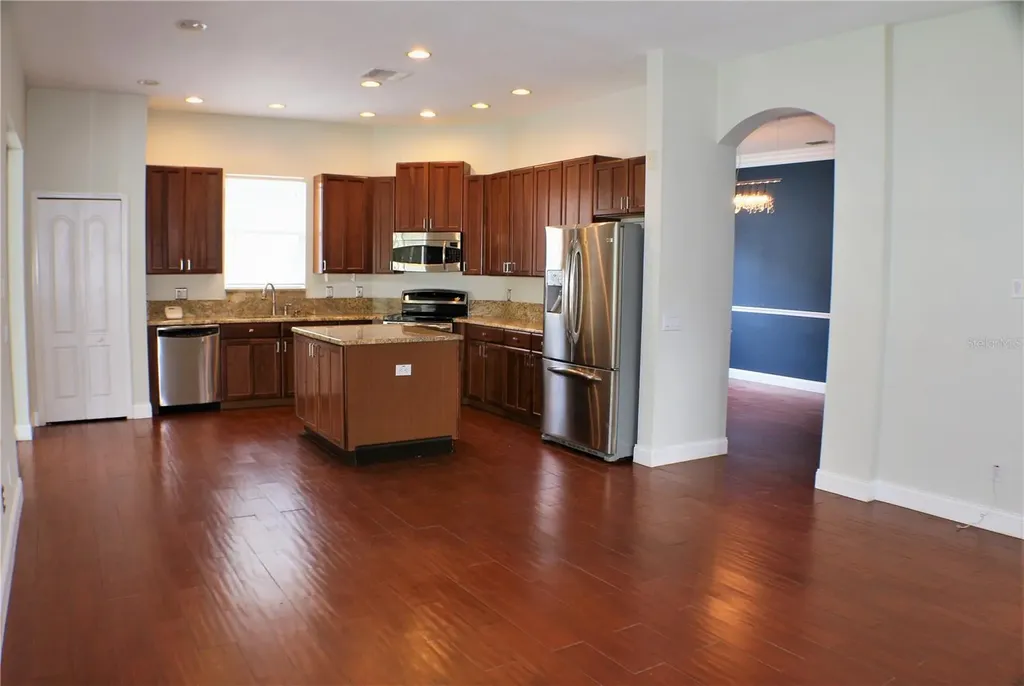 11609 Greensleeve Avenue Tampa FL 33626