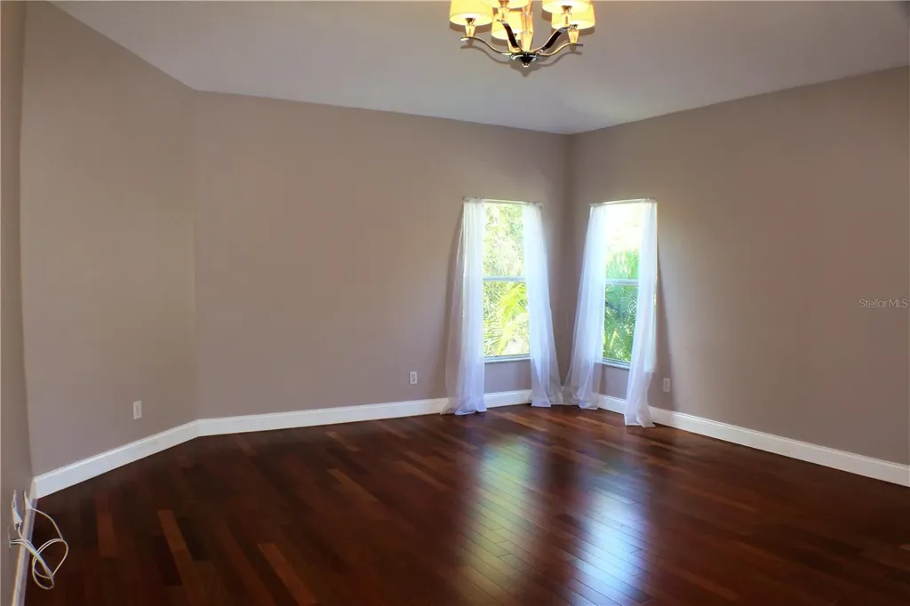11609 Greensleeve Avenue Tampa FL 33626