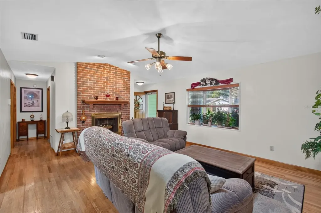 4341 NW 22nd Street Gainesville FL 32605