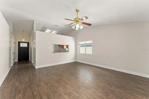 2458 Long Meadow Way Orlando FL 32817