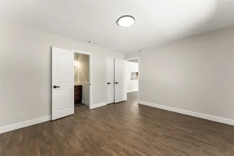 2458 Long Meadow Way Orlando FL 32817