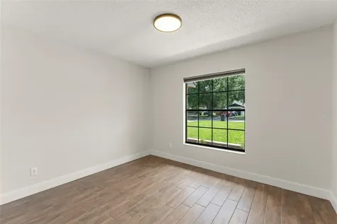 2458 Long Meadow Way Orlando FL 32817