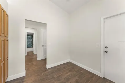 2458 Long Meadow Way Orlando FL 32817