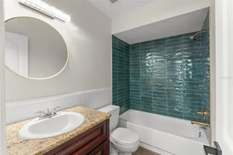 2458 Long Meadow Way Orlando FL 32817