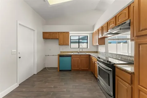 2458 Long Meadow Way Orlando FL 32817