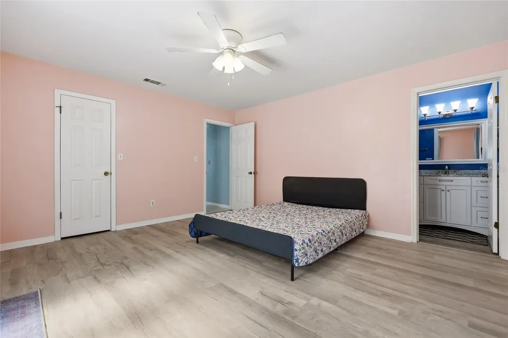 5908 NW 36th Place Gainesville FL 32606