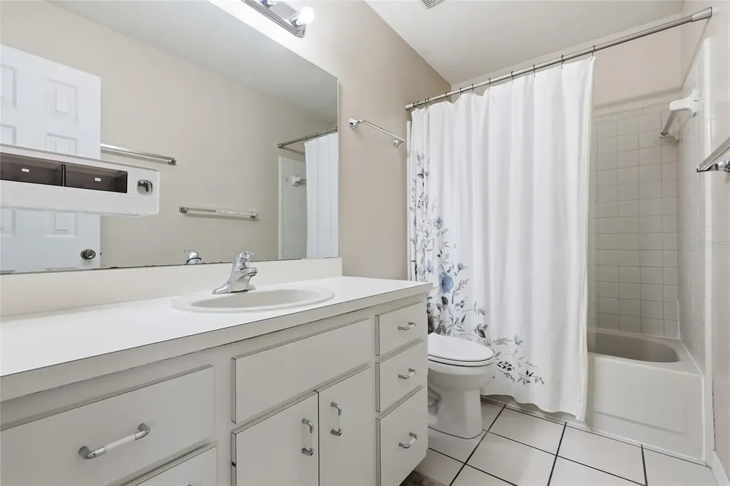 5908 NW 36th Place Gainesville FL 32606