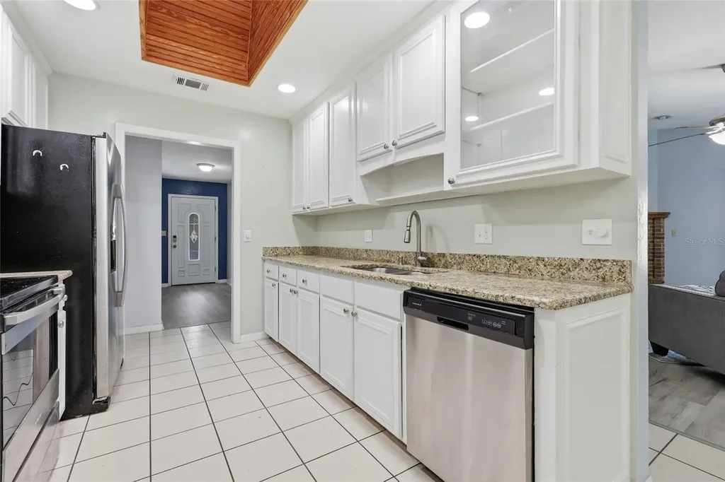 5908 NW 36th Place Gainesville FL 32606