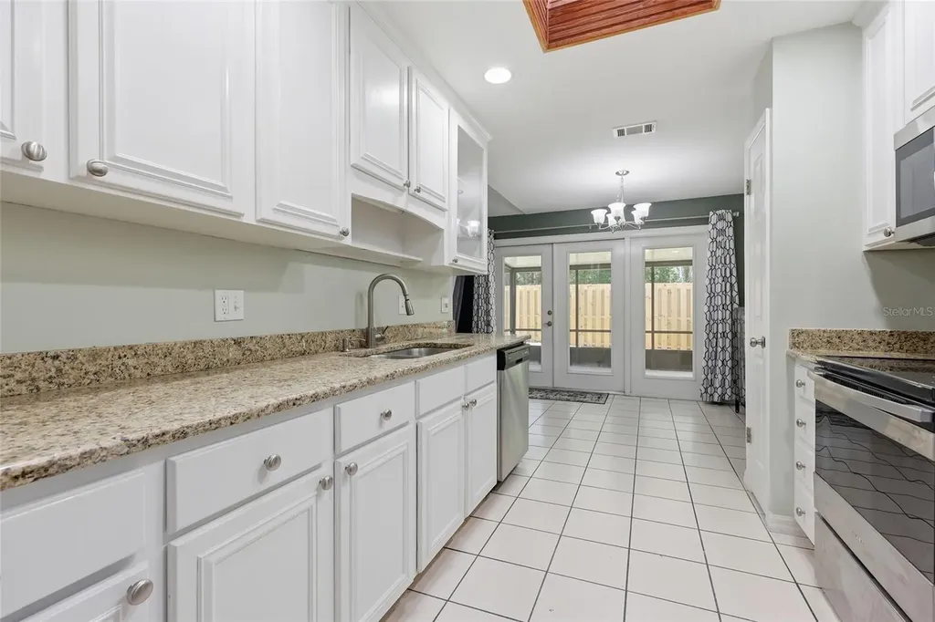 5908 NW 36th Place Gainesville FL 32606