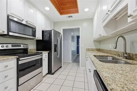 5908 NW 36th Place Gainesville FL 32606
