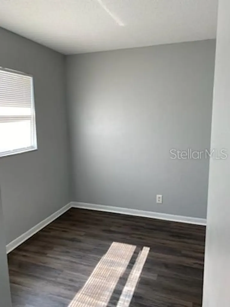 646 88th Avenue N St Petersburg FL 33702