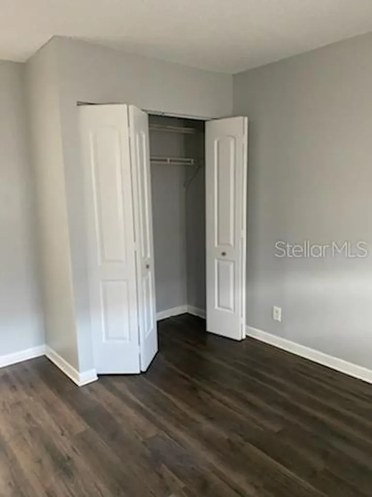 646 88th Avenue N St Petersburg FL 33702
