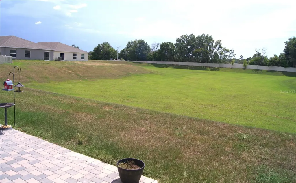 12407 Hilltop Farms Drive Dade City FL 33525