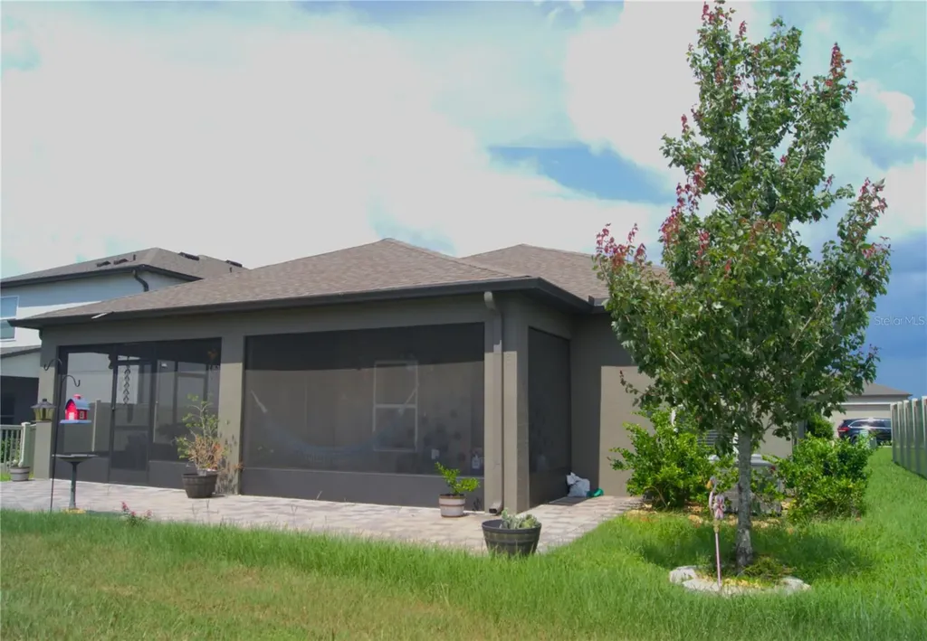12407 Hilltop Farms Drive Dade City FL 33525