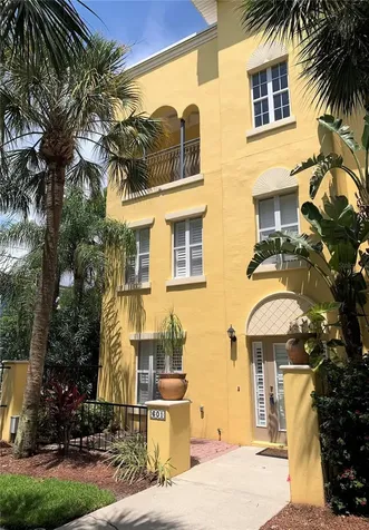 601 Casabella Circle Tampa FL 33609