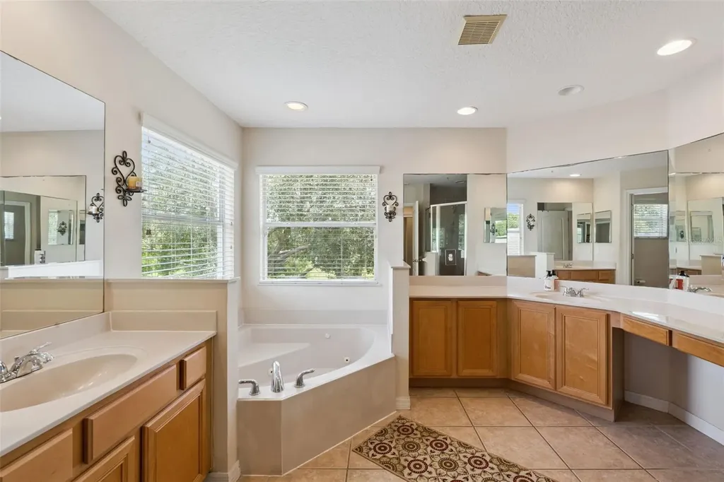 2582 Double Tree Place Oviedo FL 32766