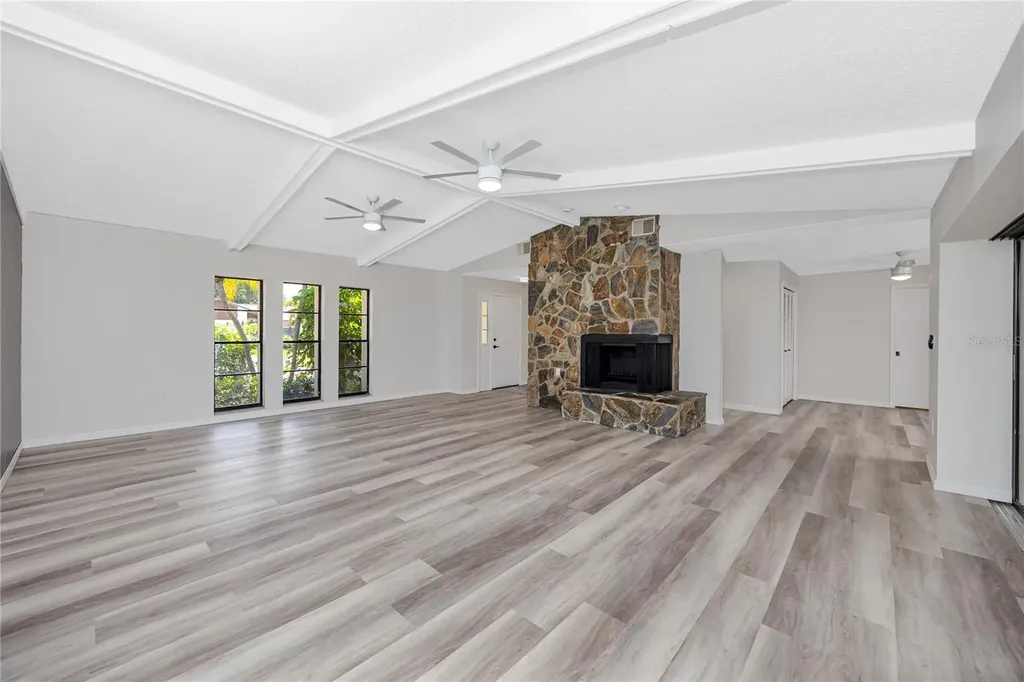 8046 Bayhaven Drive Seminole FL 33776