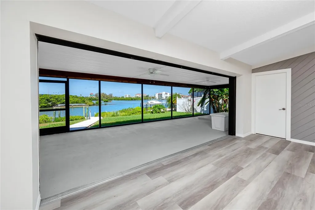 8046 Bayhaven Drive Seminole FL 33776