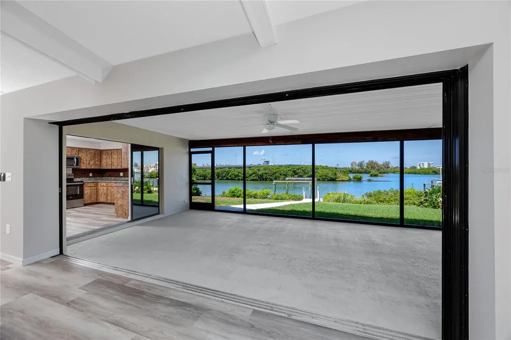 8046 Bayhaven Drive Seminole FL 33776