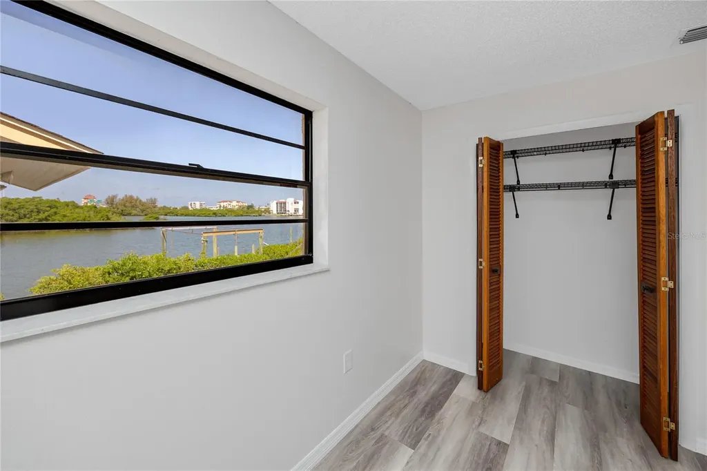 8046 Bayhaven Drive Seminole FL 33776