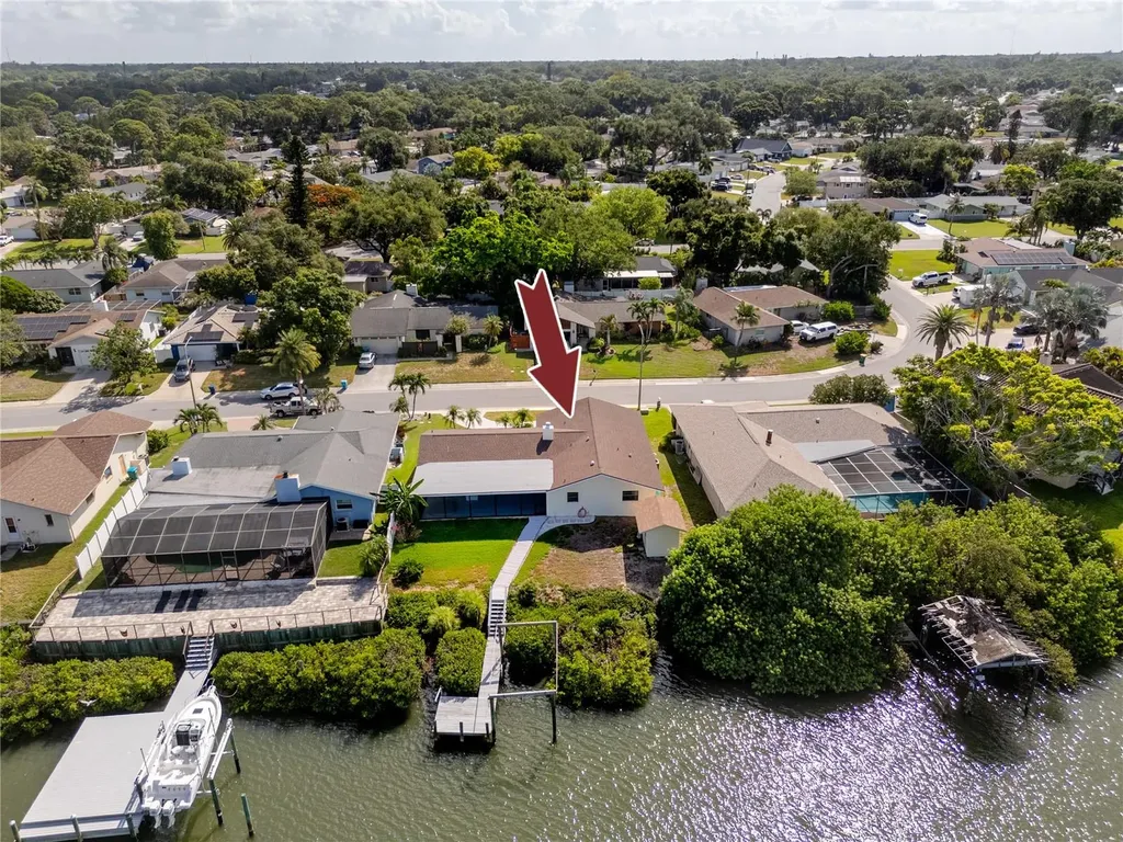 8046 Bayhaven Drive Seminole FL 33776
