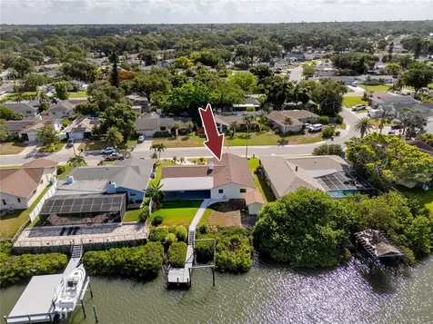 8046 Bayhaven Drive Seminole FL 33776