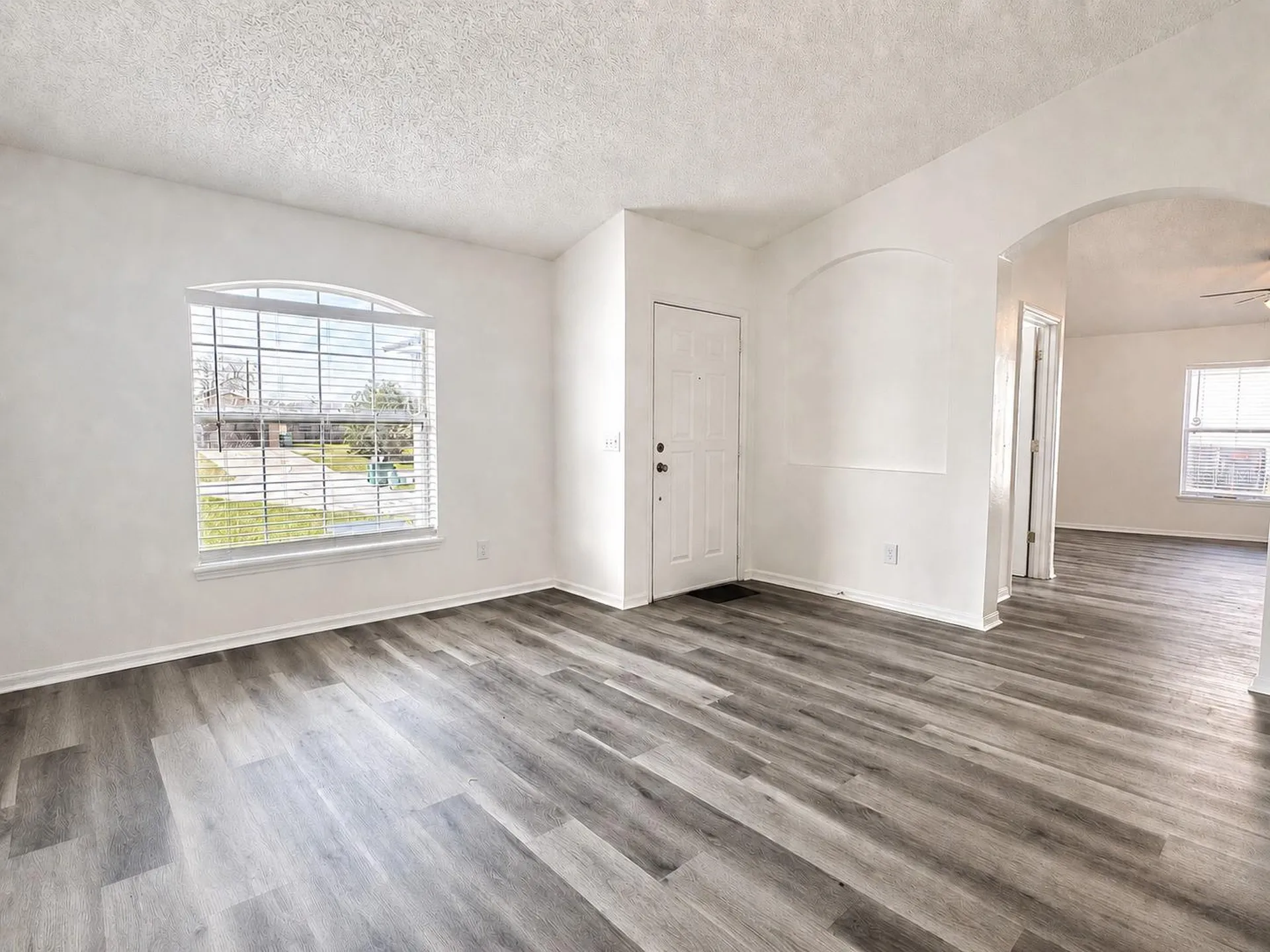 2871 Lockwood Boulevard Deltona FL 32738