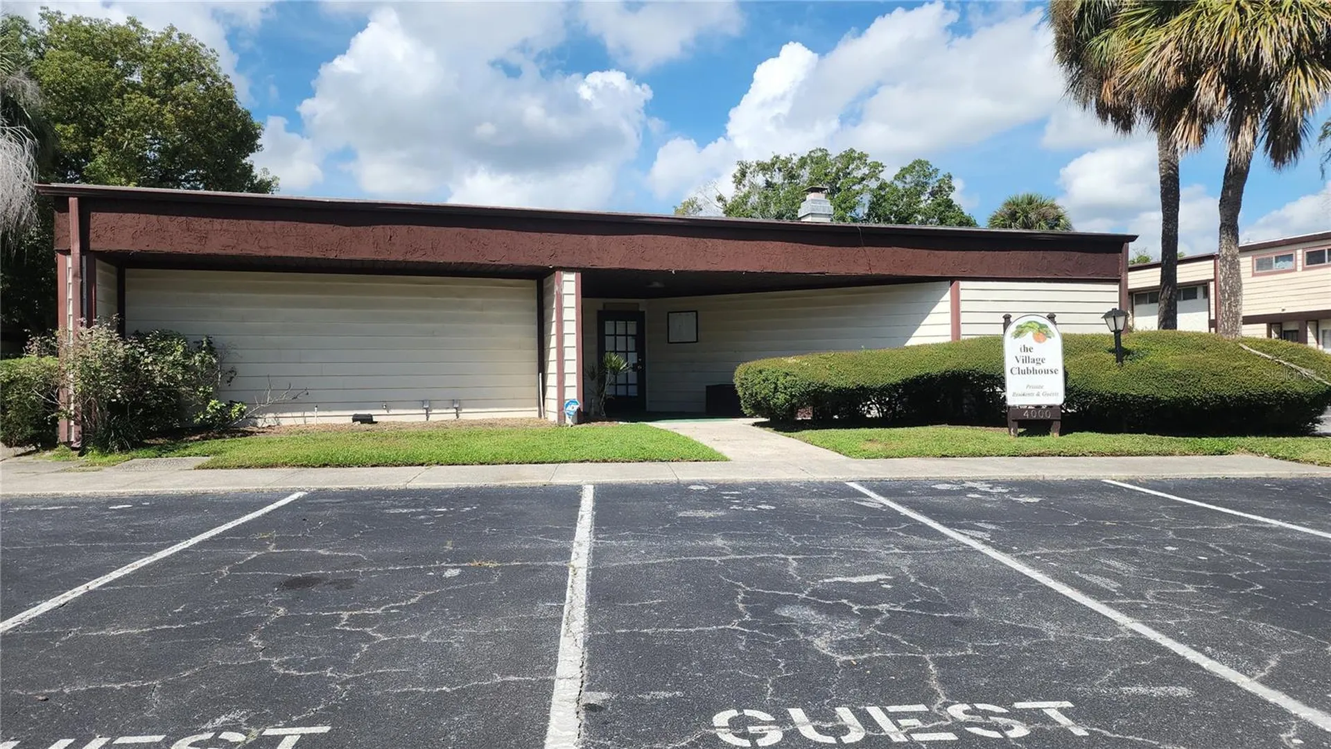 1818 Warringwood Drive Orlando FL 32839
