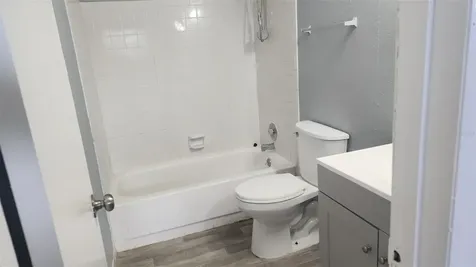 1818 Warringwood Drive Orlando FL 32839