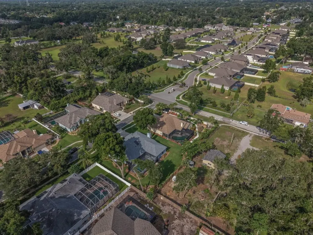 4704 Stone Hollow Court Valrico FL 33596
