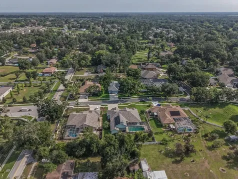 4704 Stone Hollow Court Valrico FL 33596