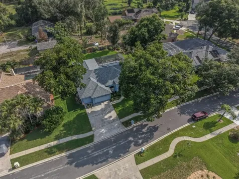 4704 Stone Hollow Court Valrico FL 33596