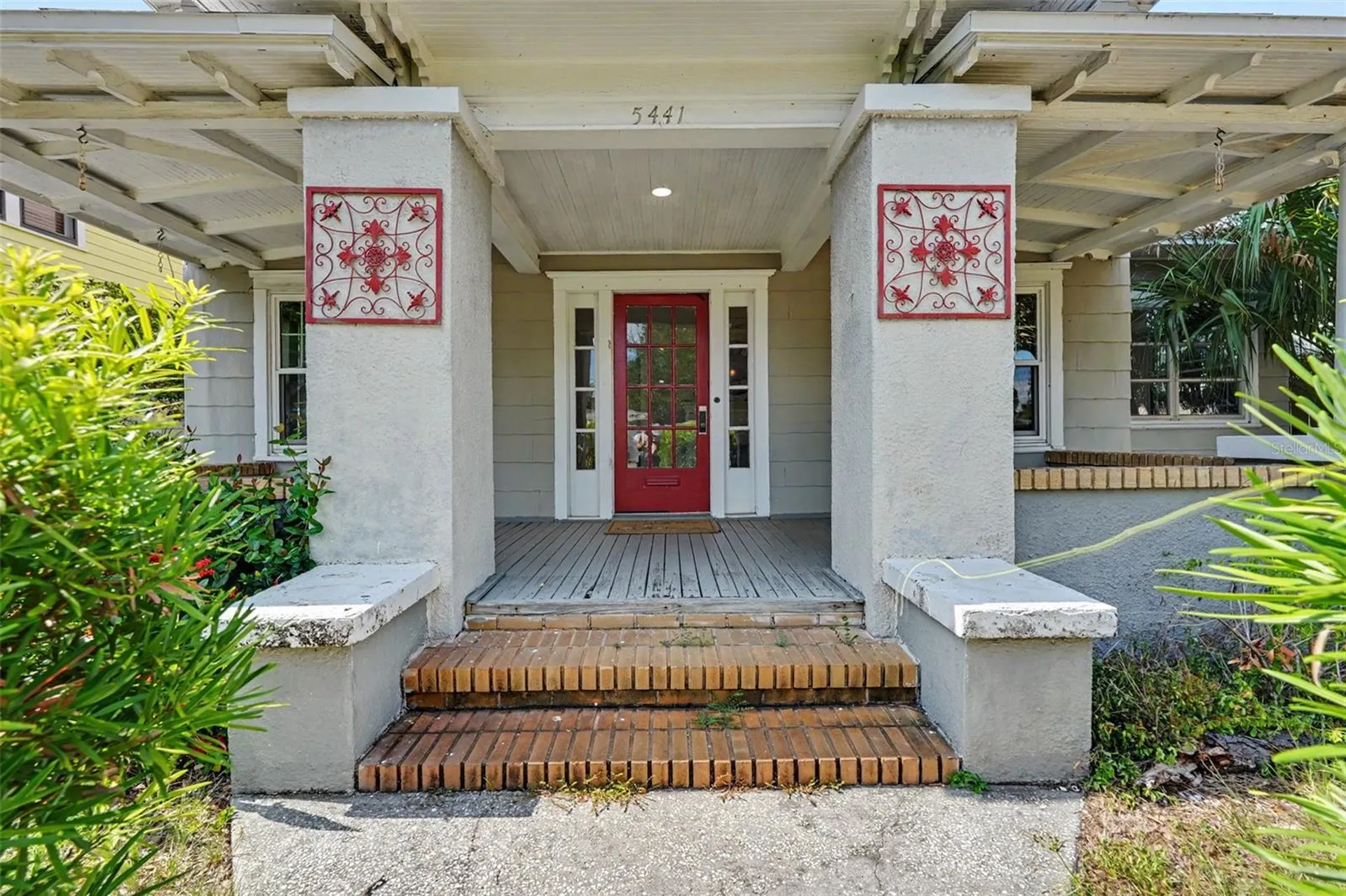 5441 1st Avenue N St Petersburg FL 33710