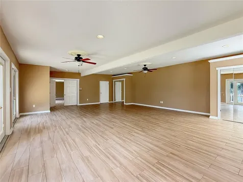 117 E Lake Roy Drive SE Winter Haven FL 33884