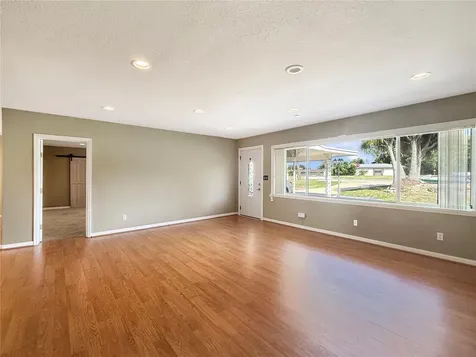 117 E Lake Roy Drive SE Winter Haven FL 33884