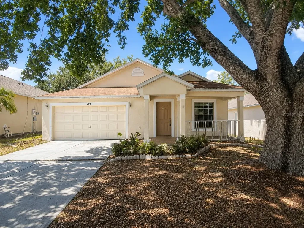 204 Chardonnay Place Valrico FL 33594