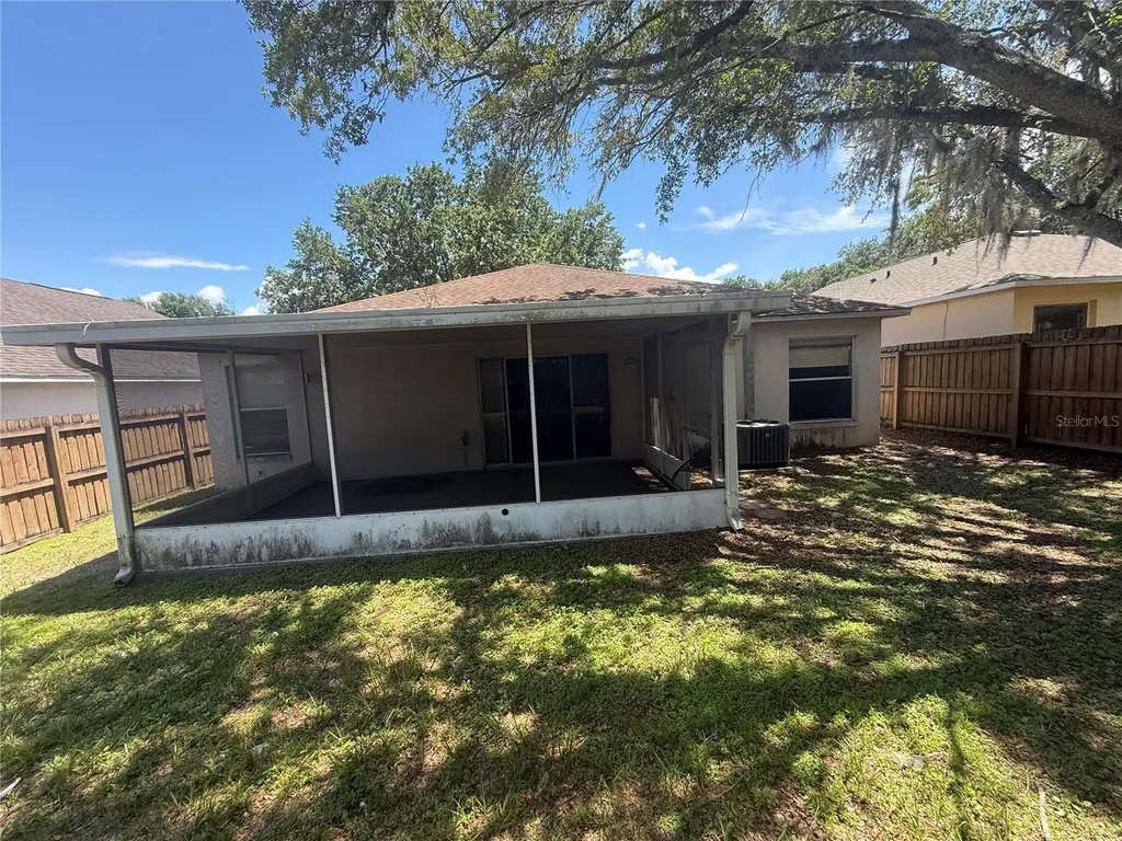 204 Chardonnay Place Valrico FL 33594