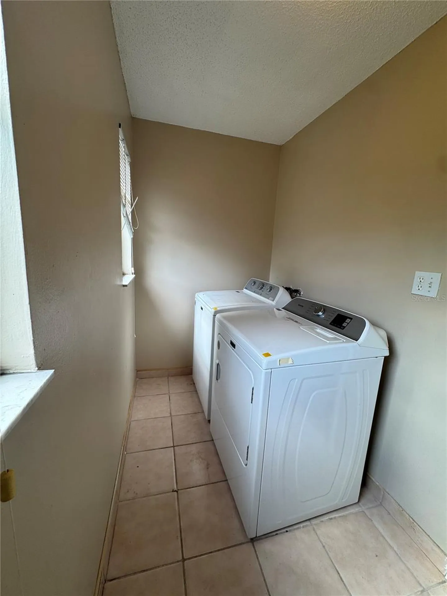 5012 Downing Street Orlando FL 32839