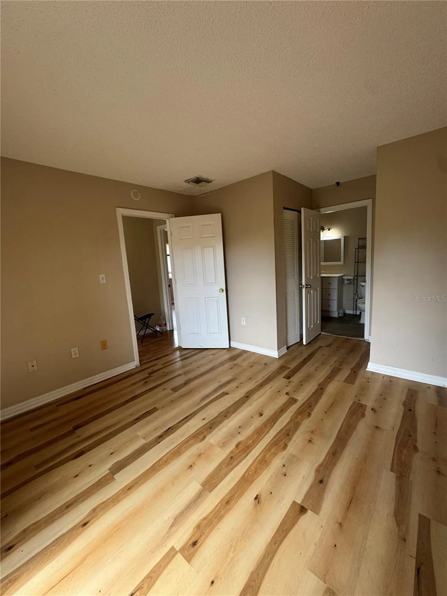 5012 Downing Street Orlando FL 32839